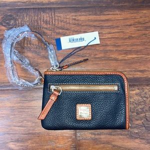 Dooney & Bourke wristlet